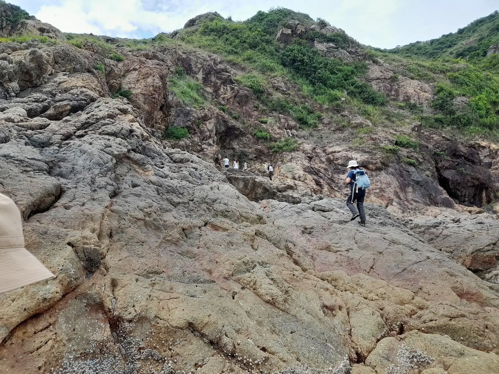 仙佛海岸綑邊遊 - image 1